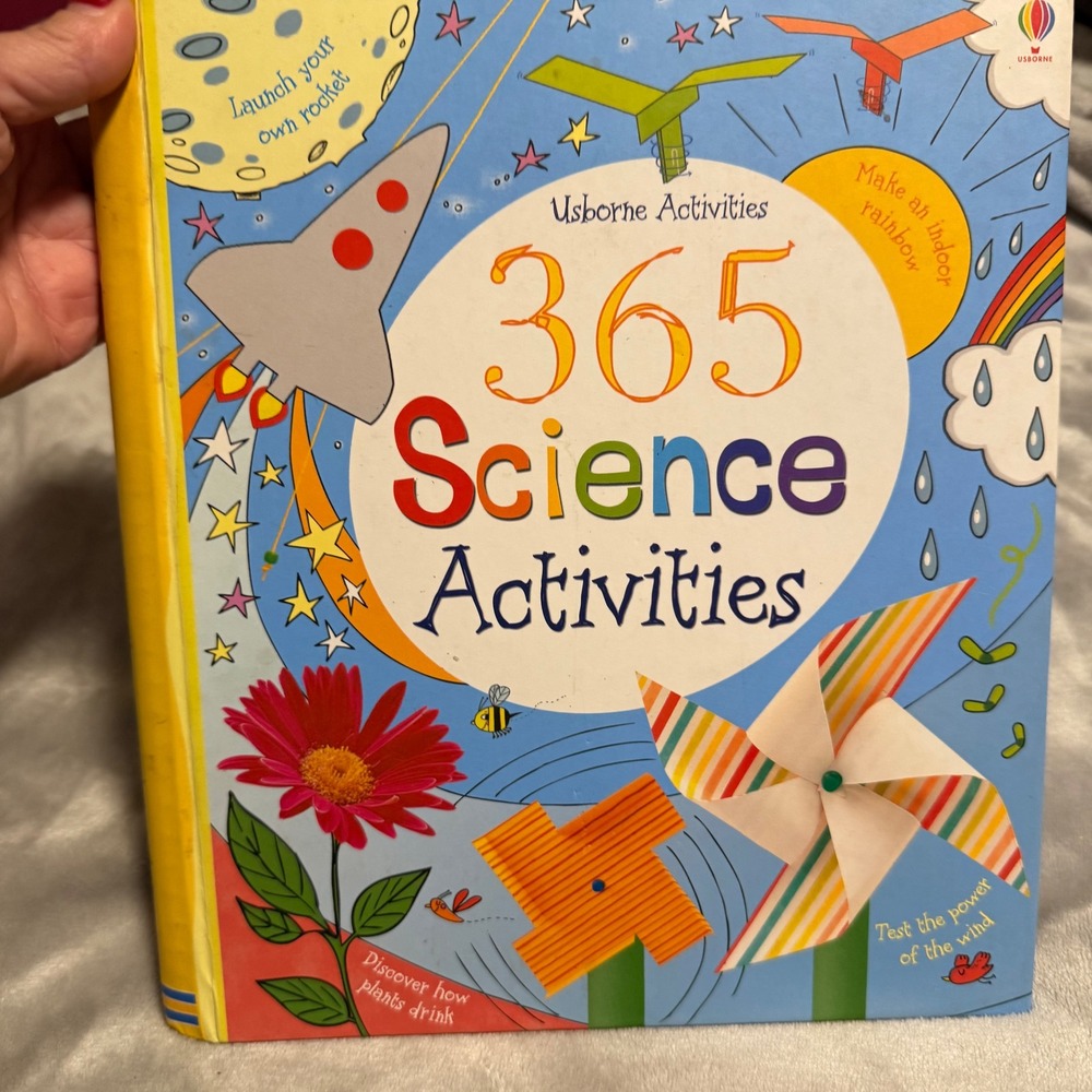 Usborne 365 Science Activities Spiral-Bound Hardcover Kids Science Book